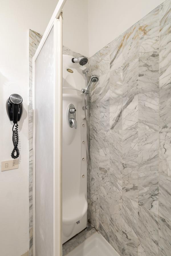 F7 - Santa Croce One Bedroom Flat For 2 Or 3 Guests ฟลอเรนซ์ ภายนอก รูปภาพ